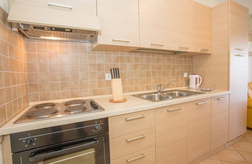 Gedici Apartment | Zanella with Common Pool in Resort Gedici