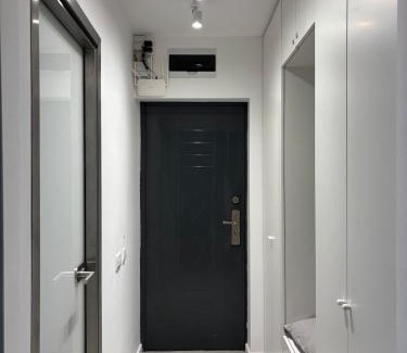 Tirgu Jiu Apartment | ZAZA Studio - Ultra-central, cozy & modern escape