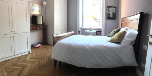 Porta Tenaglia Apartment | Zebra Rosso