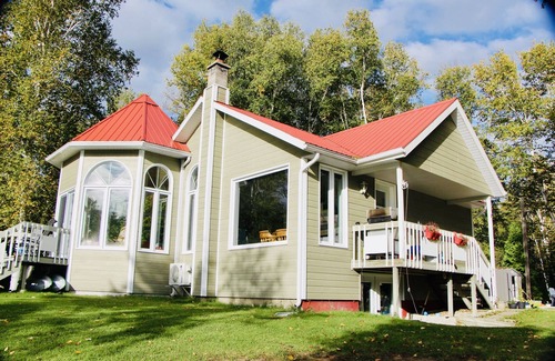 St. Felicien Ski Chalet | Zen Chalet