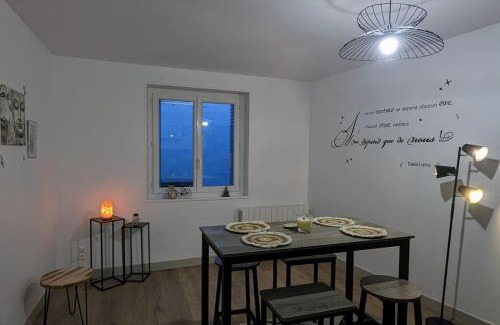 Nantua Apartment | Zen Home - appartement jusqu'à 4 voyageurs