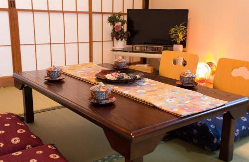 Nishitokyo Apartment | Zen Japanese room up to four Shinjuku 20 minutes Walmart DonDonDonki 7 minutes from station Free parking Quiet area at Tanashi Station