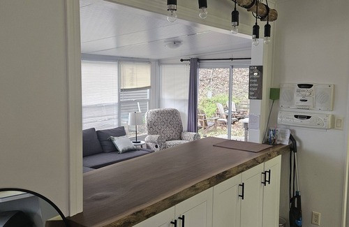 Sherkston Cottage | Zen paradise in Sherkston Shores!