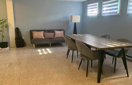 Cote-Des-Neiges—Notre-Dame-De-Grace Apartment | Zen Space in perfect location!