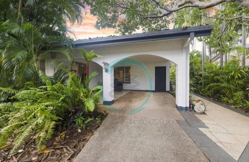 Larrakeyah Apartment | ZEN TREETOPS - 2BR Apartment with Pool