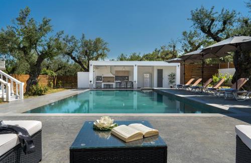 Pantokratoras Villa | Zen Villa