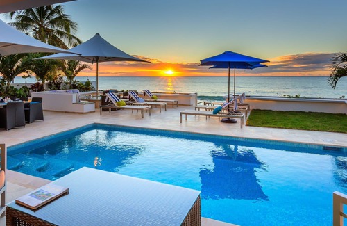 Fitts Village House | ZenBreak Nirvana is a luxury contemporary 5 bedroom beachfront villa