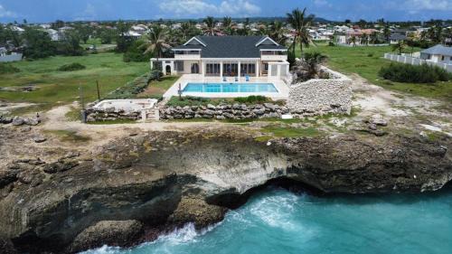 Long Bay House | ZenBreak Ocean Mist Villa 6bd