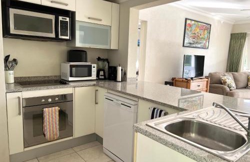 Rendezvous Apartment | ZenBreak Rockley Golf Apt