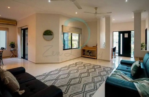 Bayview House | Zenhouse (Bayview) 4BR Luxury Family Home Pool/BBQ