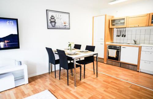 Leimen Apartment | Zentrale City Wohnung in Leimen Netflix, Küche und Boxspring-Komfort