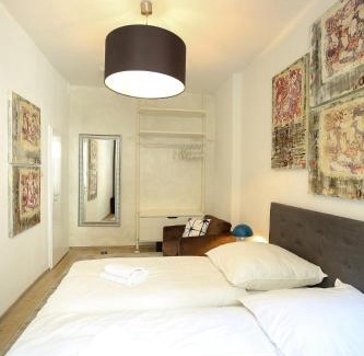 Eimsbuettel Apartment | Zentrale Designoase