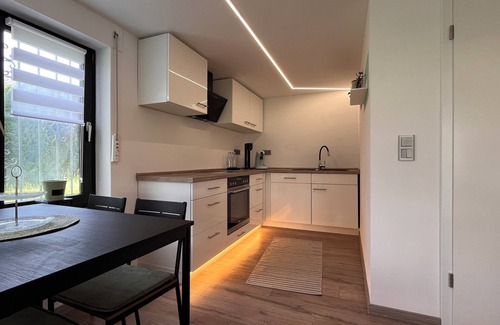 Eschwege Apartment | Zentrumnahe Ferienwohnung mit Garten und Stellplatz