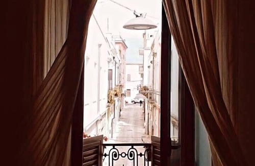 Brindisi Histotic Center Apartment | Zephir Apartments Jacuzzi