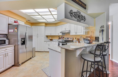 Silver Oaks House | Zephyrhills Home - Lanai & Grill, Near Theme Parks