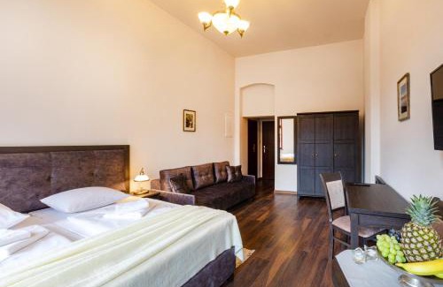 Jelenia Gora Bed & Breakfast | ZEPPELIN APARTMENTS Simple Acomodation