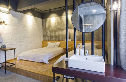 Tangkou Town Bed & Breakfast | Zero Five One Seven Inn