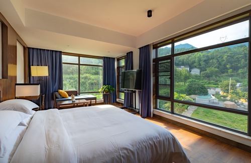 Wulingyuan Bed & Breakfast | Zhangjiajie xinwu holiday house