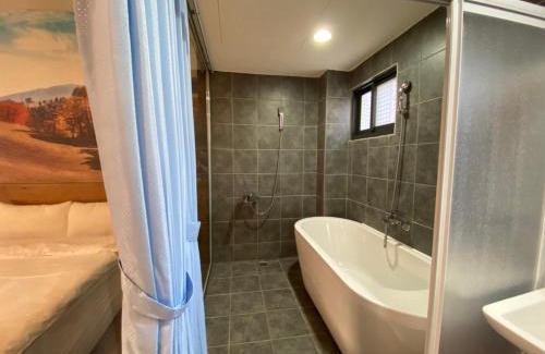 Yuchi House | Zhen House 珍棧民宿 I 伊達邵 I 浴缸