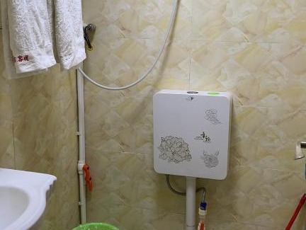 Garze House | Zhuji Inn
