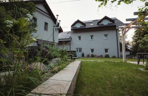 Sulistrowiczki Bed & Breakfast | Zielone Wzgórze
