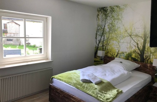 Alzenbach House | Zimmer Kroppacher Schweiz - Landgasthof Zum Dorfkrug