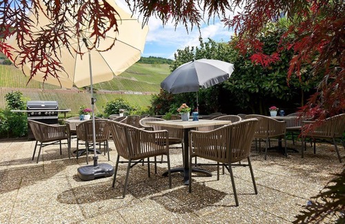 Wehlen House | Zimmer mit Balkon L - Moselhotel Sonnenuhr