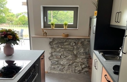 Mutzenich Apartment | Zimmermanns 1 - stylish and modern with sauna and whirlpool in the outdoor area