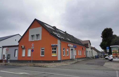 Eisenhuettenstadt House | Zimmervermietung Schönfließer Stuben auch für Monteure