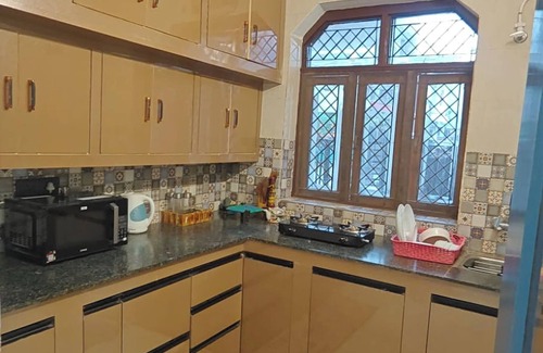 Taj Ganj Apartment | ZM Homestay Live Like Locals and Feel Indian Culture and Traditions