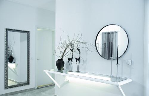 Almopia Apartment | Zoe's House