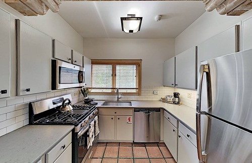 Downtown Santa Fe Hotel | Zona Rosa 73, Santa Barbara