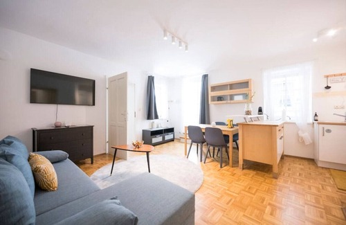 Graz City Centre Apartment | Zum Grazer Uhrturm in Graz Austria
