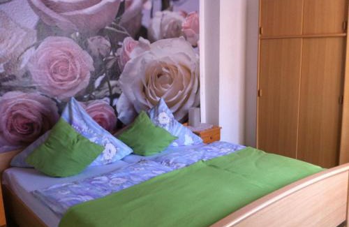 Moselkern House | Zur Burg Eltz