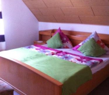 Moselkern House | Zur Burg Eltz