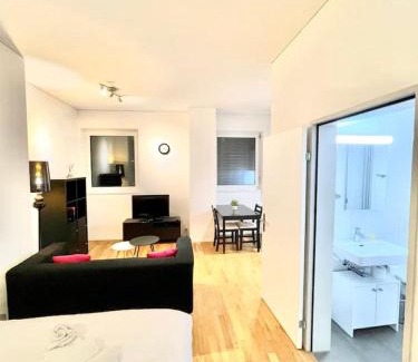 Oerlikon Apartment | Zurich City Dream Studio SH04L