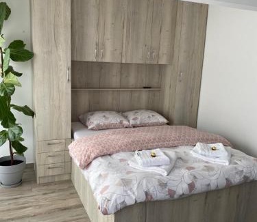 Ertbrugge Apartment | Zwarte Arend AirBnB