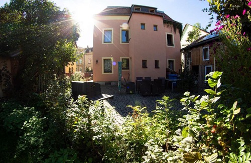 Mickten Apartment | Zwei Zimmer in bestehender WG