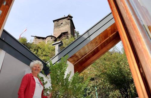 Albions Apartment | Zweizimmer-Wohnung mit Schlossblick