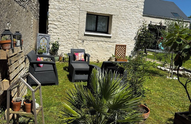 À Proximité des Châteaux de la Loire : Maisonnette Cosy Avec Extérieur