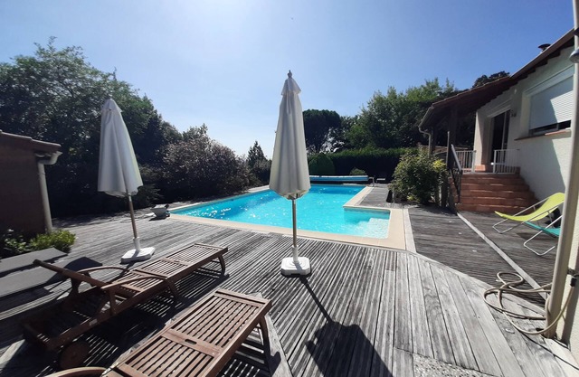 Évasion au Sud-Ouest : Villa de Charme avec Piscine, Proche Nature et Loisir