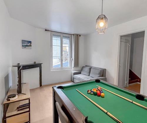 Évasion détente avec Jacuzzi Sauna & Billard