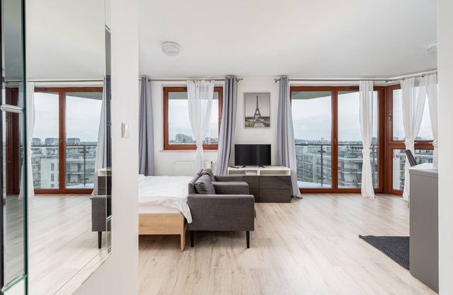 Żabiniec Paris Studio