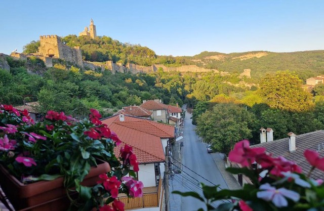 Къща за гости Великите