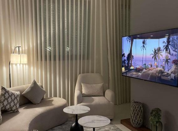 شقه حديثه مودرن بحي العارض