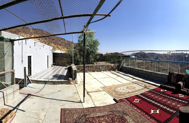 فيلا هام السحب