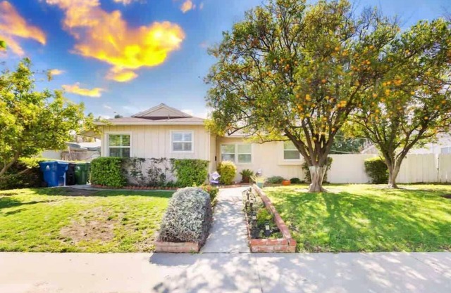 ৎ୭Charming Gilmore in Resedaৎ୭ Fullyfurnished