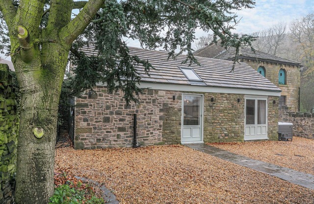 1 bedroom accommodation in Littleborough