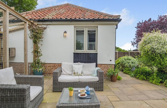 1 bedroom accommodation in Bergh Apton