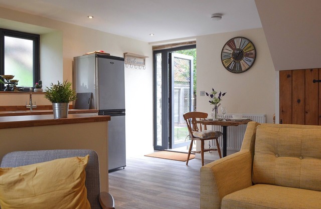 1 bedroom accommodation in Moorlinch, near Bridgwater